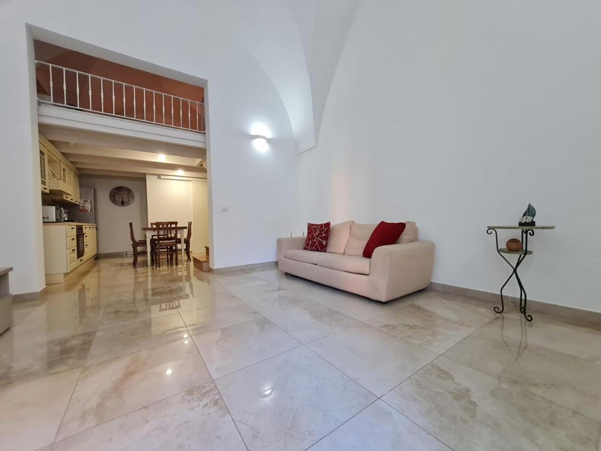 Apartamento Flat 24 Maggio Lecce Exterior foto